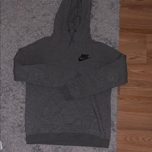 Good condition! Nike sweatshirt